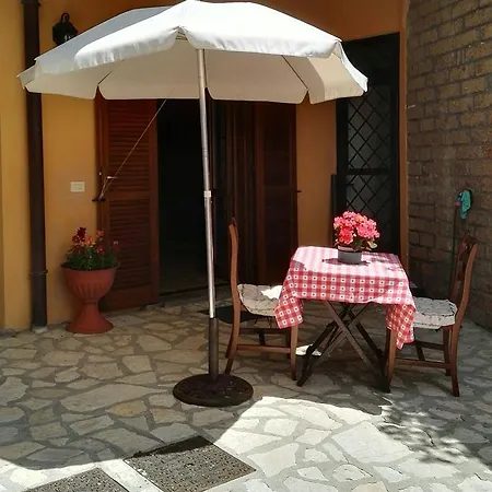 Casa Del Pellegrino Bed & Breakfast 3*